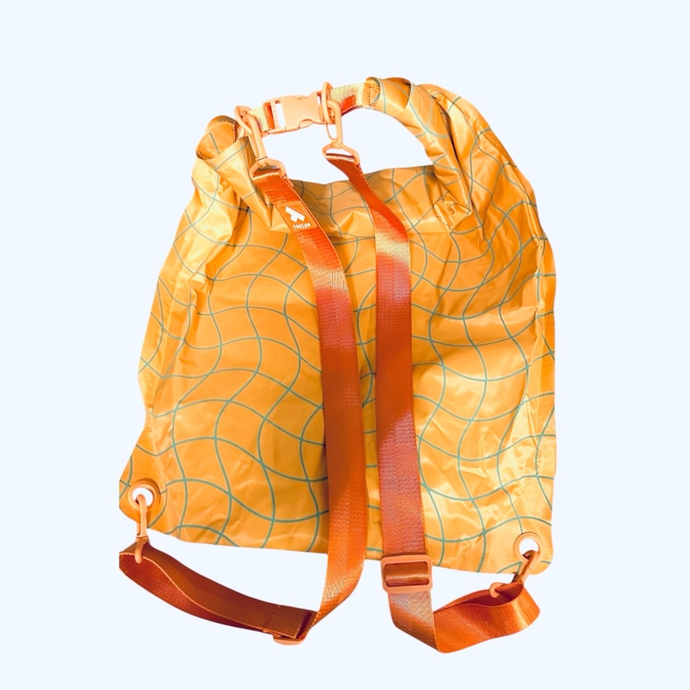 New Swiss River Waterproof Backpack - Picture 3 of 8